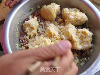 东北酸菜猪肉水饺的做法步骤:9