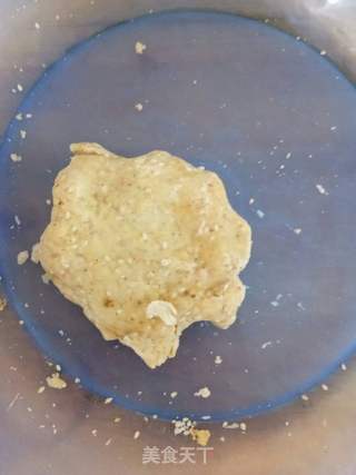 #烤箱美食#孜然芝麻脆饼的做法步骤:2