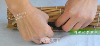 牛油果甜菜根寿司的做法步骤:6