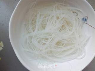 大头菜炒粉丝的做法步骤：2