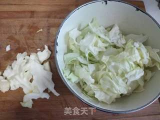 #手撕包菜的做法图解2