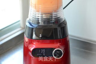 香梨苹果胡萝卜汁的做法步骤:4