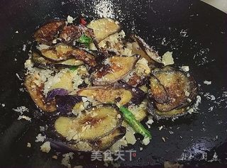 避风塘茄子的做法步骤:11