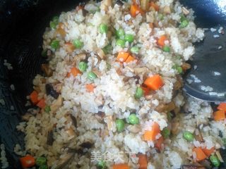 美味炒糯米饭的做法步骤:13