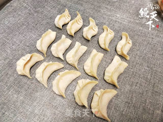 黄金鳗鱼煎饺的做法步骤:9