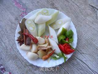 砂锅版地锅鸡的做法步骤:4