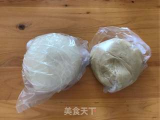 五香油酥烧饼的做法步骤：4