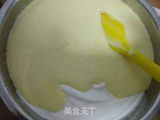 8寸方形戚风蛋糕的做法步骤:18