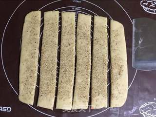 蜜三刀的做法步骤:11