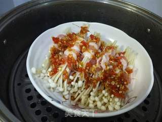 剁椒五花肉卷金针菇的做法步骤:12