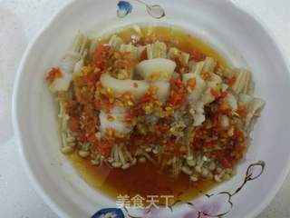 剁椒五花肉卷金针菇的做法步骤:13