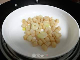黄金瑶柱芙蓉炒饭的做法步骤:6