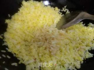 黄金瑶柱芙蓉炒饭的做法步骤:11