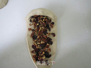 黑麦碧根果蔓越莓软欧的做法步骤:9