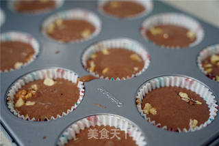 可可核桃蛋糕杯的做法步骤:9