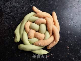绣球馒头的做法步骤:8