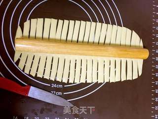 圣诞花环面包的做法步骤:3