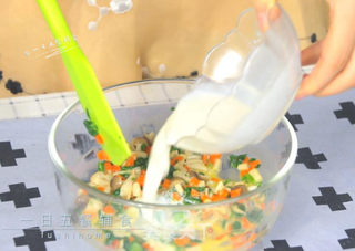 蔬菜软松饼的做法步骤:5