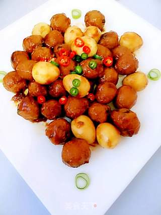 红烧肉圆鹌鹑蛋的做法步骤:7