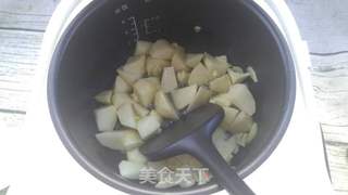 土豆腊肠焖饭的做法步骤:4