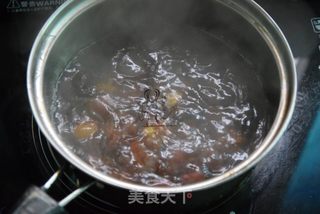 栗子瘦肉木瓜汤的做法步骤:2