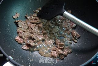 黑椒牛肉炒意面的做法步骤:6