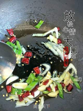 红烧白条鱼的做法步骤:3