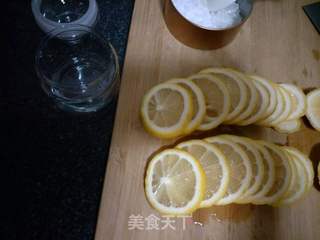 冰糖柠檬的做法步骤:2