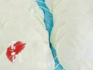 正宗春饼薄如纸的做法步骤:3