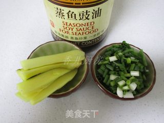 梭子蟹炖蛋的做法步骤:2