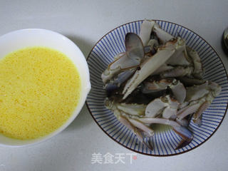 梭子蟹炖蛋的做法步骤:3