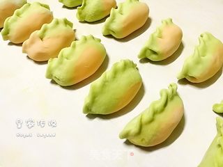 鸳鸯彩饺的做法步骤:11