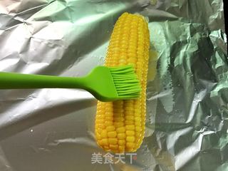 香烤玉米的做法步骤:4