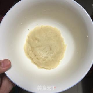 植物油蛋黄酥的做法步骤:5