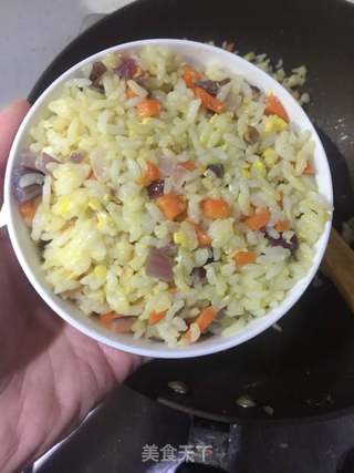蒲烧鳗鱼蛋炒饭的做法步骤:9