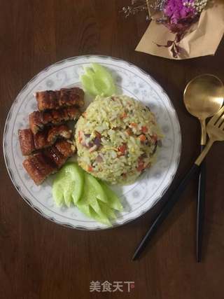 蒲烧鳗鱼蛋炒饭的做法步骤:12