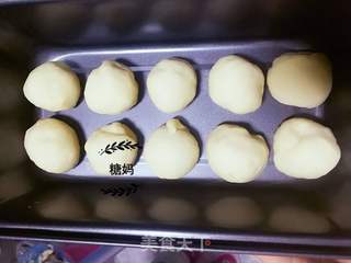 超软牛奶早餐包的做法步骤:5