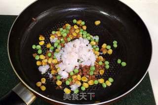 磷虾三鲜炒饭的做法步骤：6