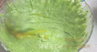 菠菜戚风蛋糕的做法步骤:8