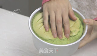 菠菜戚风蛋糕的做法步骤:23