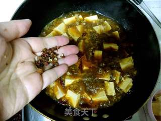 麻婆豆腐的做法步骤:12