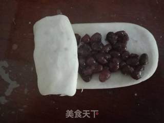 红豆馒头卷的做法步骤:7
