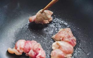 亲子饭(日名:親子丼)的做法步骤:5
