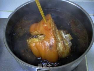 卤猪蹄的做法步骤:9