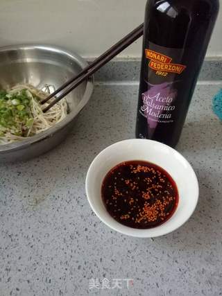 酸辣金针菇的做法步骤:6
