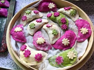 小青de美食厨房----花朵饺子的做法步骤:11