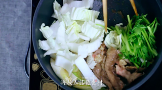 日式寿喜锅的做法步骤:7