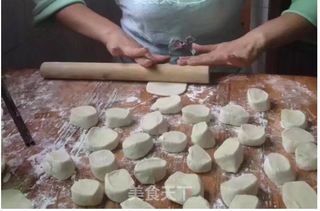 小青de美食厨房----花朵饺子的做法步骤:6
