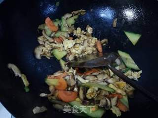 蚝油香菇炒杂蔬的做法步骤:11