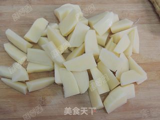 烤箱美食——烤薯角的做法步骤:2